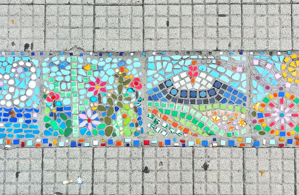 Irina Belaeva - viale boccetta- messina - mosici - street art - i tappeti di Irma